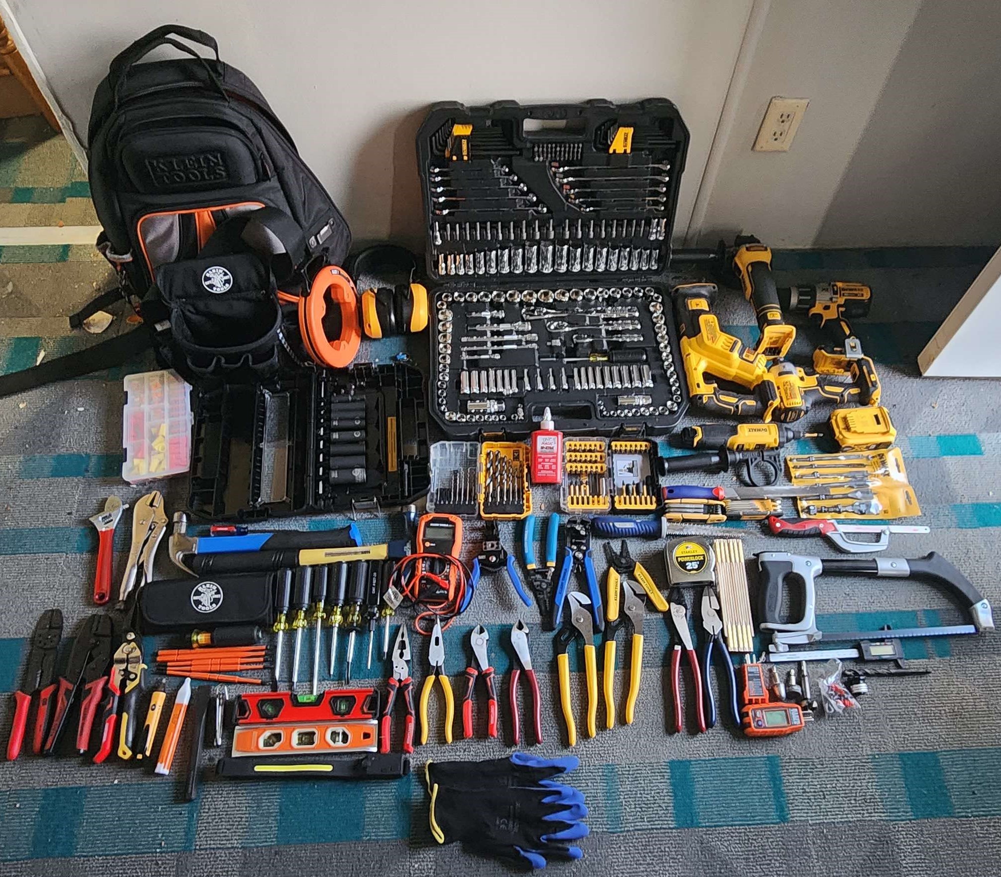 Electricians Tool Sets